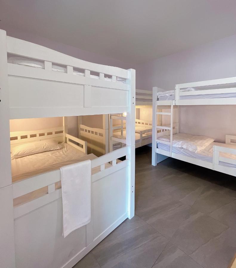 Hotel Decentraland กัวลาตรังกานู ภายนอก รูปภาพ