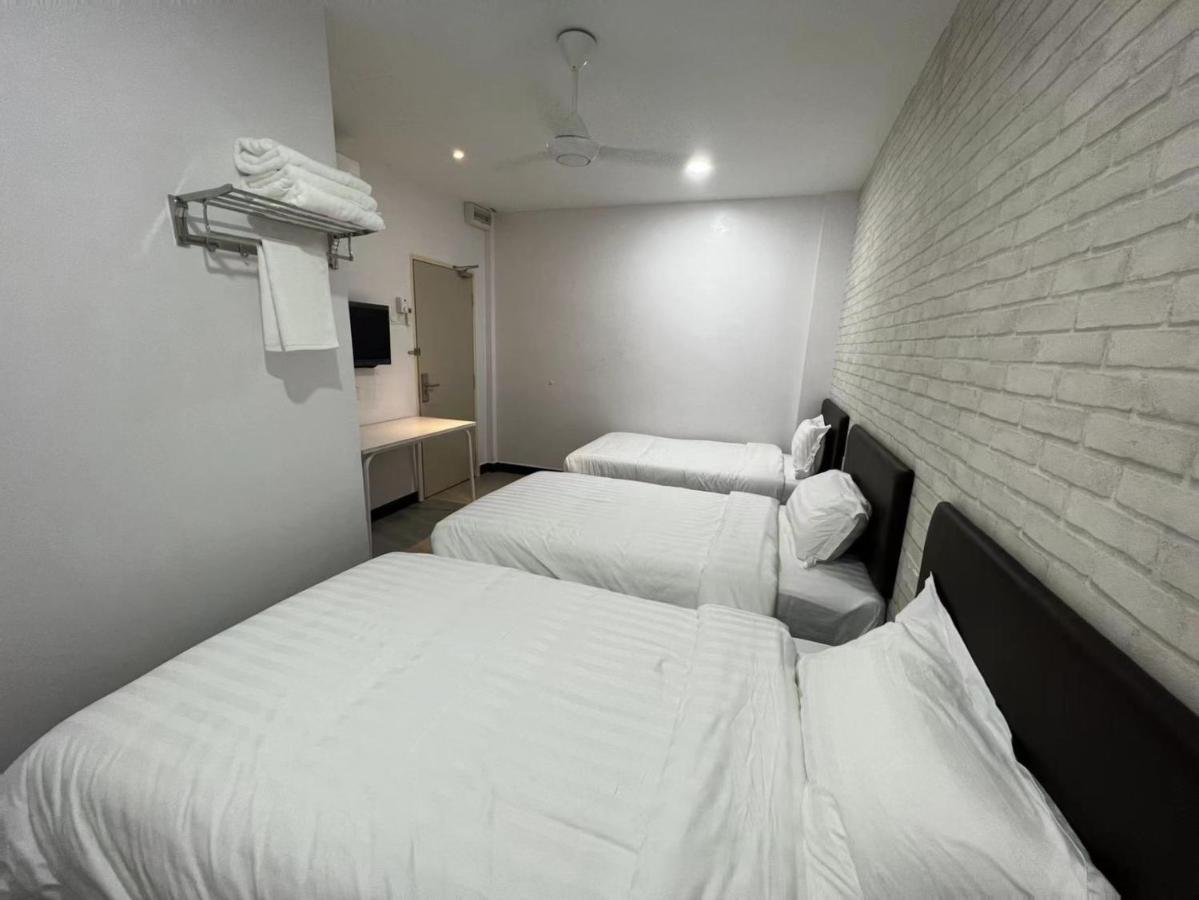 Hotel Decentraland กัวลาตรังกานู ภายนอก รูปภาพ