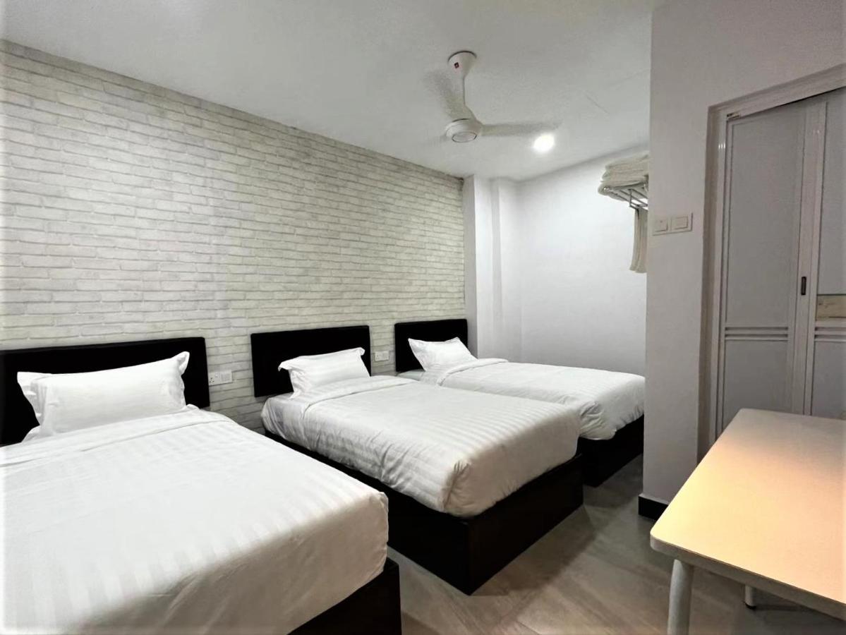 Hotel Decentraland กัวลาตรังกานู ภายนอก รูปภาพ