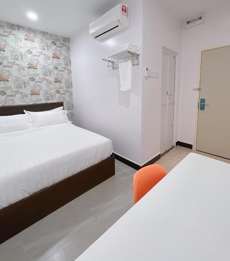 Hotel Decentraland กัวลาตรังกานู ภายนอก รูปภาพ